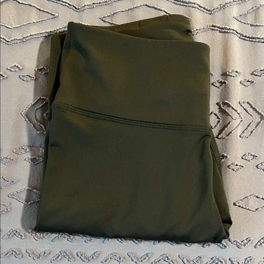 Under Armour Leggings - Medium